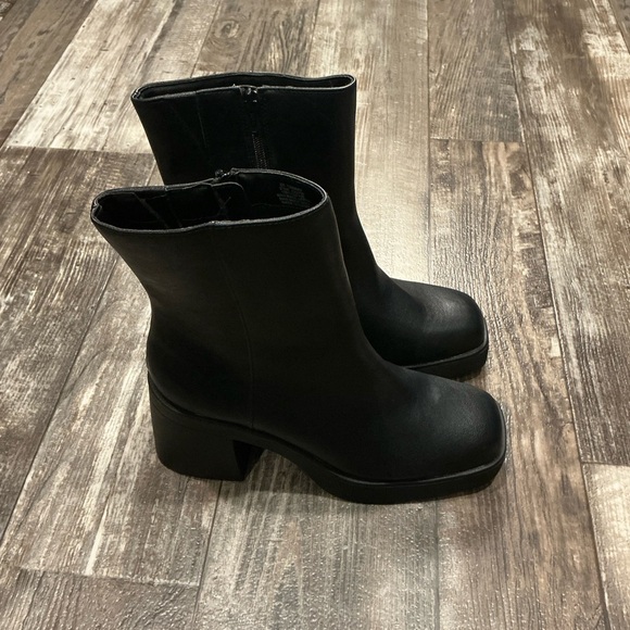 Sun + Stone Elegant Black Women's Ankle Boots Size 9.5 - Picture 8 of 16